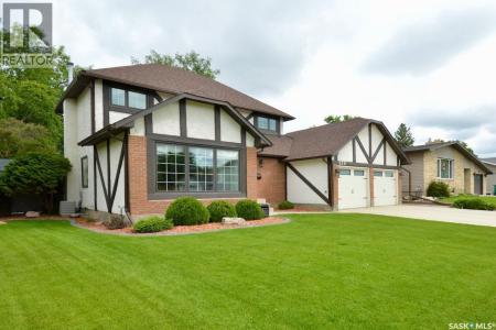 230 DORE CRESCENT, Saskatoon, Saskatchewan S7K 4X9, Canada