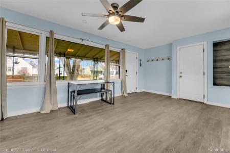 32178 Carlisle Parkway, Wayne, Michigan 48184, Estados Unidos