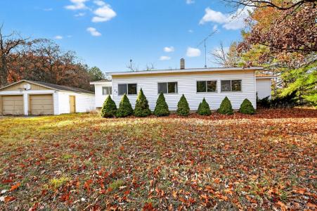 10 S Imperial Drive, Tawas City, מישיגן 48763, ארצות הברית של אמריקה 