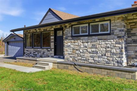 17901 Inkster Road, Brownstown Charter Township, Michigan 48174