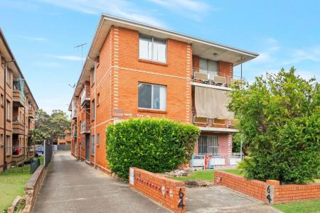 8/64 Broomfield Street, Cabramatta, NSW 2166, Australia