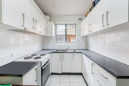 8/64 Broomfield Street, Cabramatta, NSW 2166, Australia