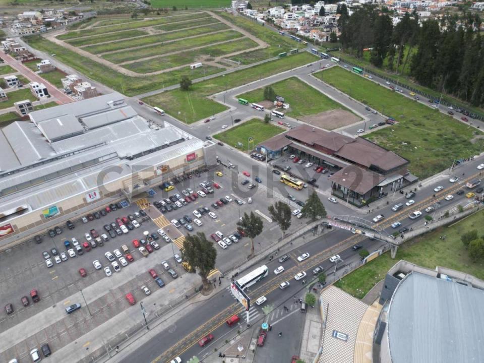 Paseo Shopping 062, Riobamba, Chimborazo 00001, Ecuador