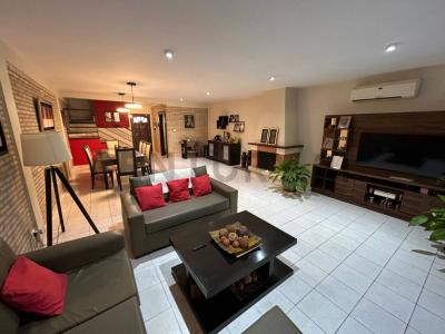 Marcelo Onieva c/ Monico Candia , Mme. Lynch, Asunción 00001, Paraguay