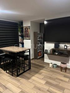 Av. Plutarco Elias Calles 21,, Iztacalco, Ciudad De México 08400, Meksyk