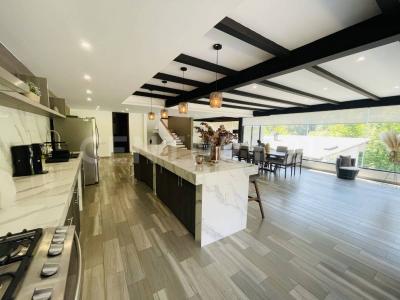 Avándaro s/n,, Valle De Bravo, Estado De Mexico 51200, Mexico