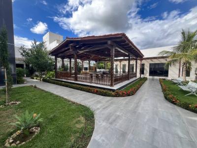 Final Av Virgen de lujan zona  Clara Serrano , Norte, Santa Cruz 00001, Bolivie