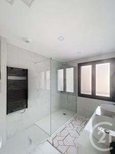 Beaumont, Owernia 63110, Francja