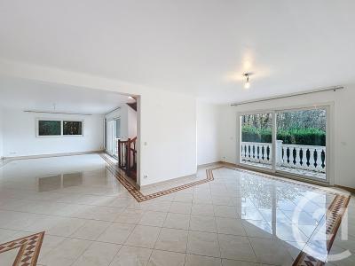 Bievres, Île-de-France 91570, France