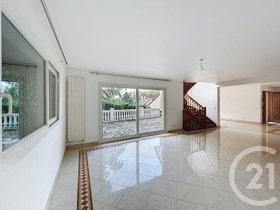 Bievres, Île-de-France 91570, France