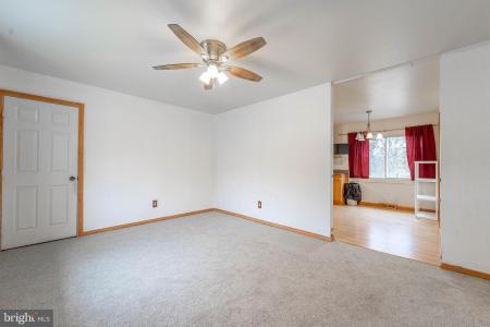 201 Nina Court, Glen Burnie, メリーランド 21060, アメリカ合衆国