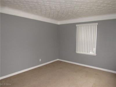 21102 Raymond Street, Maple Heights, אוהיו 44137, ארצות הברית של אמריקה