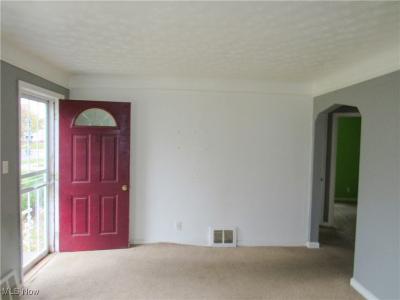 21102 Raymond Street, Maple Heights, אוהיו 44137, ארצות הברית של אמריקה