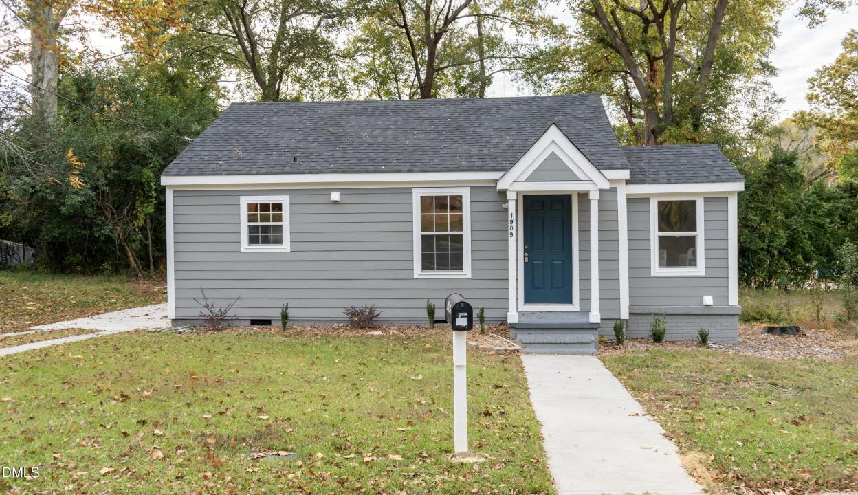 1909 Overlook Drive, Fayetteville, Carolina Do Norte 28301, Estados Unidos