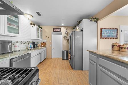 2304 San Marino Drive, Bakersfield, Califórnia 93309, Estados Unidos