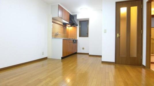 102, 出来野7-6, ロードスプリング出来野, 川崎市川崎区, Kanagawa 210-0825, Japón