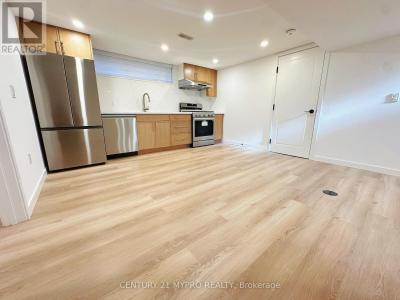 2417 MISSISSAUGA ROAD, Mississauga (sheridan), Ontario L5H 2L4, Canada