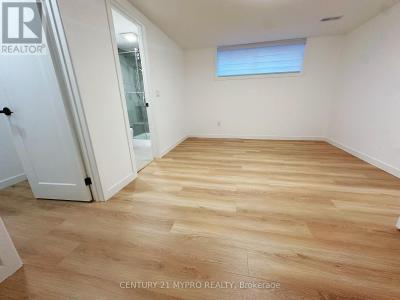 2417 MISSISSAUGA ROAD, Mississauga (sheridan), Ontario L5H 2L4, Canada