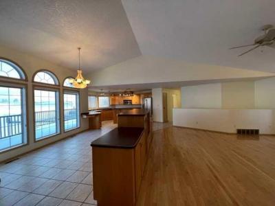 2 CHONKOLAY DRIVE, High Level, Alberta T0H 1Z0, Kanada