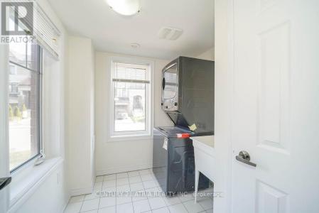 34 ISABELLA PEACH DRIVE, Markham (victoria Square), Ontario L6C 0Y9, Canadá