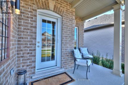 394 HUMMEL CRESCENT, Fort Erie (lakeshore), 安大略省 L2A 0E8, 加拿大