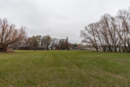 78012 ST PETERS ROAD, East Selkirk, Manitoba R0E 0M0, Kanada