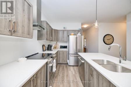 394 HUMMEL CRESCENT, Fort Erie (lakeshore), Ontario L2A 0E8, Canada