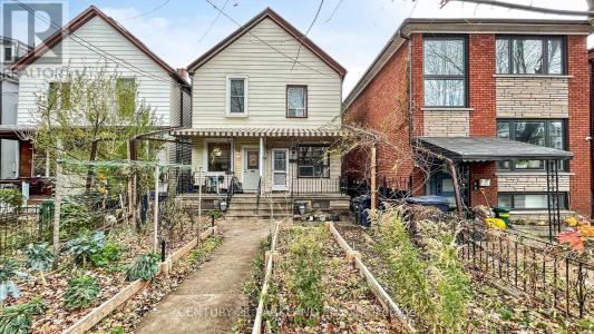 737 MANNING AVENUE, Toronto (annex), Ontario M6G 2W5, Canadá