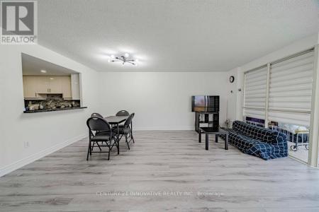 5 WELDRICK ROAD WEST, Richmond Hill (north Richvale), Ontario L4C 8S9, Canada