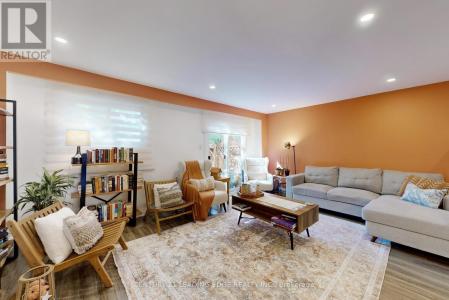 589 FRANCIS ROAD EAST, Burlington (lasalle), Ontario L7T 3X6, Canada