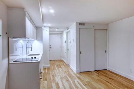 3460 Rue Peel, Montréal (Ville-Marie), Quebec H2Y 2W7, Canada