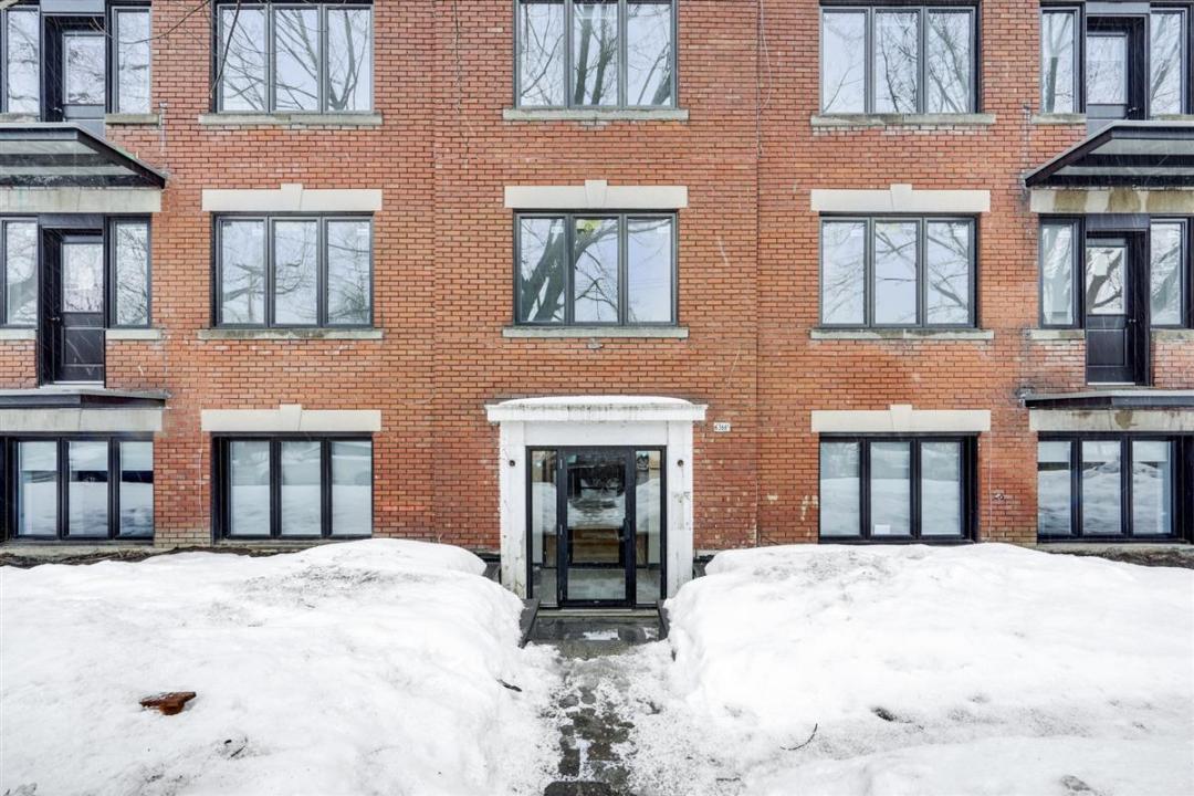 6366B Av. de Chester, Montréal (Côte-des-Neiges/Notre-Dame-de-Grâce), Quebec H4V 1J7, Kanada