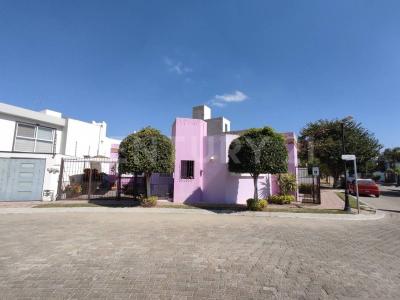 Roble 22,, San Juan Del Río, 克雷塔罗 76803, 墨西哥