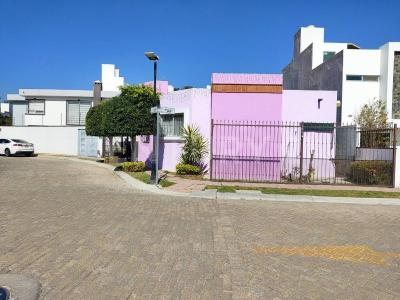 Roble 22,, San Juan Del Río, 克雷塔罗 76803, 墨西哥