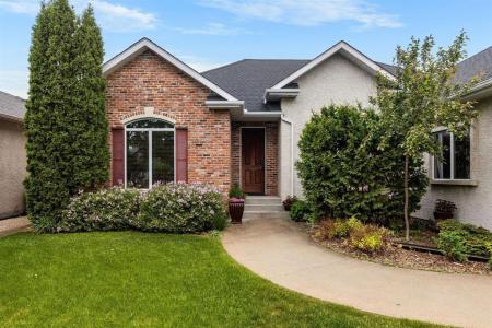 134 GRANITEPARK BOULEVARD, Steinbach, Manitoba R5G 1Y2, Canada