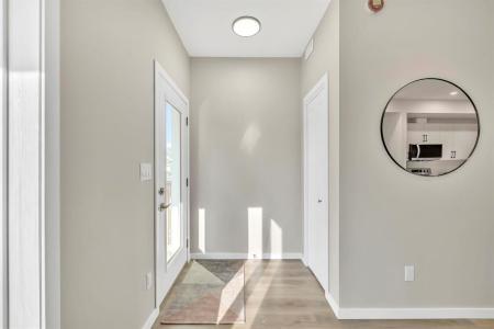 40 VIVIAN AVENUE, Winnipeg, Manitoba R2M 0E4, Kanada