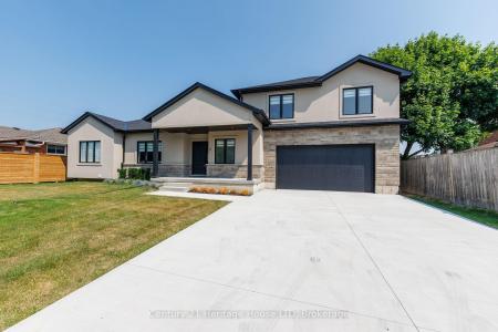 4 METEOR STREET, St. Catharines, Ontario L2S 2T1, Kanada