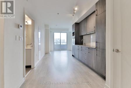 576 FRONT STREET WEST, Toronto (waterfront Communities), Ontario M5V 1C1, Canada