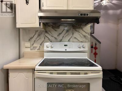 2451 BRIDLETOWNE CIRCLE, Toronto (l'amoreaux), Ontario M1W 2Y4, Kanada