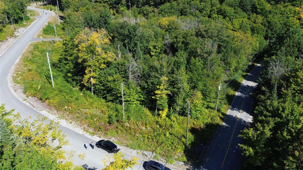 Ch. du Lac-Dufour, Mont-Tremblant, Quebec J8E 2A9, Canadá