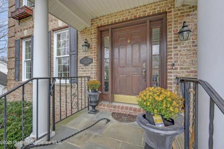 708 Clover Lane, Moscow, Pennsylvania 18444