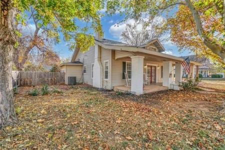 704 N Pennsylvania Avenue, Mangum, 奧克拉荷馬州 73554, 美國