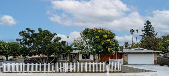 498 Monte Vista, Hemet, California 92544, USA