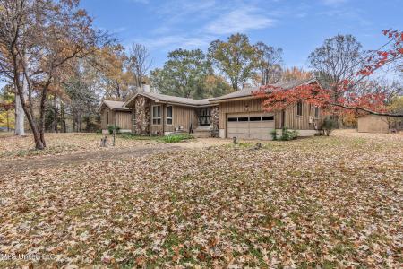 8500 Lakeshore Drive, Walls, Mississippi 38680, Stati Uniti