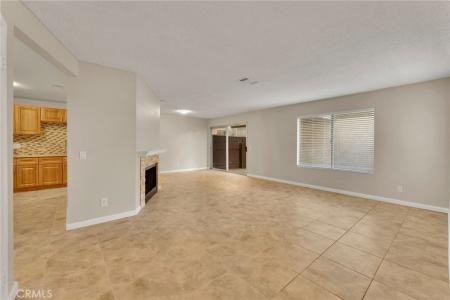 9404 Round Up Drive B, Montclair, California 91763, Stati Uniti