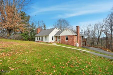 189 SW Ridgefield Road, Wise, Virginia 24293, USA