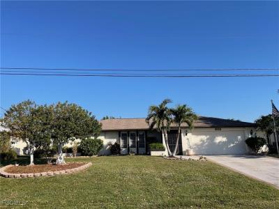2121 SE 8th Terrace, Cape Coral, Florida 33990, USA