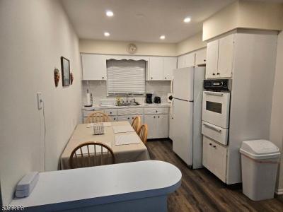 305 Kennedy Dr, Linden City, Нью-Джерси 07036-4418, Соединенные Штаты