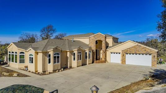 33099 Road 800, Raymond, California 93653, USA