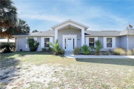 914 N Country Club Drive, Crystal River, 佛罗里达州 34429, 美国